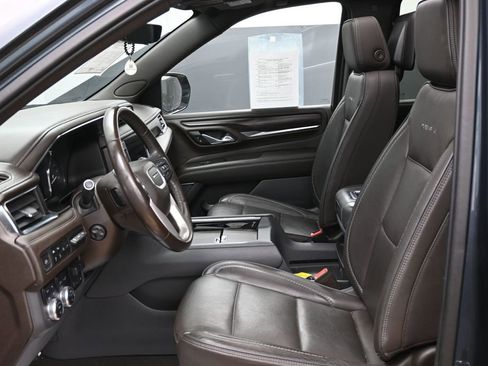 Used 2021 GMC Yukon Denali w/ Denali Ultimate Package AWD/4WD image 18