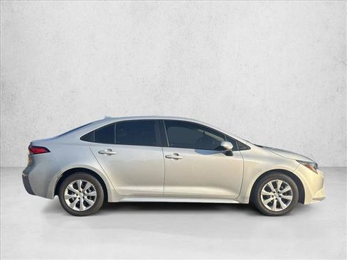 Used 2023 Toyota Corolla LE FWD image 7