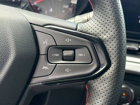 Used 2026 Chevrolet Trax RS w/ Driver Confidence Package FWD image 20