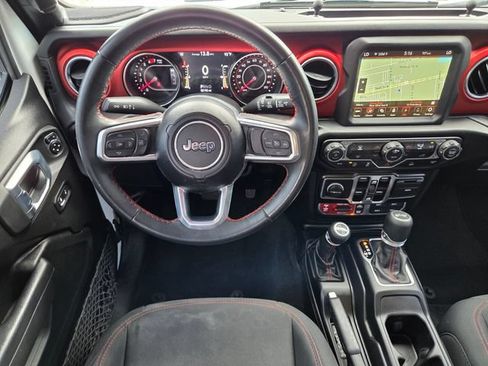 Used 2022 Jeep Wrangler Unlimited Rubicon w/ LED Lighting Group AWD/4WD image 15