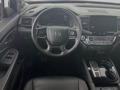 Certified 2020 Honda Pilot Touring image 23