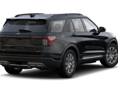 New 2025 Ford Explorer Active w/ Active Comfort Package image 26