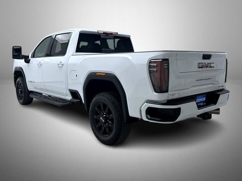 Used 2024 GMC Sierra 2500 AT4 w/ Technology Package image 7