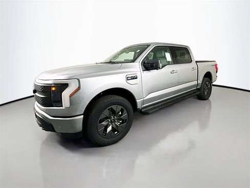 New 2025 Ford F150 Lightning Flash image 3