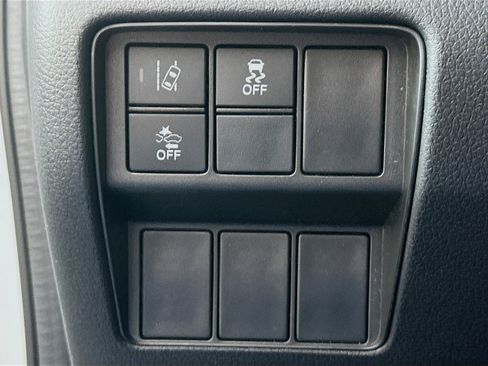 Used 2022 Honda CR-V LX image 16