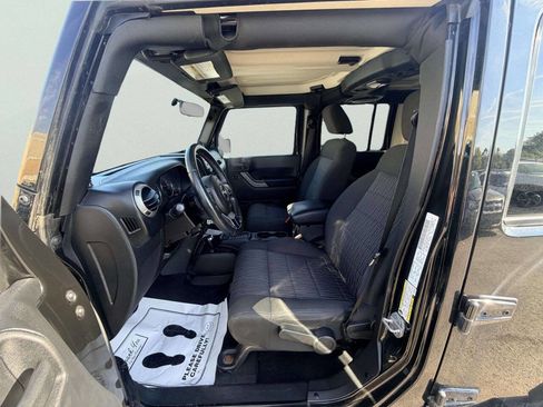 Used 2011 Jeep Wrangler Unlimited Sport AWD/4WD image 15
