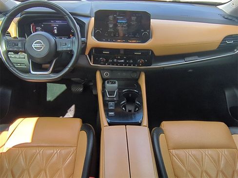 Used 2021 Nissan Rogue Platinum image 21