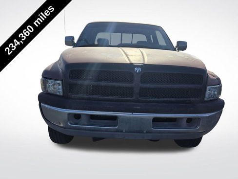 Used 1996 Dodge Ram 2500 Truck ST image 2