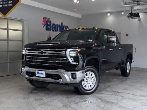 Certified 2025 Chevrolet Silverado 2500 LTZ w/ LTZ Convenience Package AWD/4WD image 2