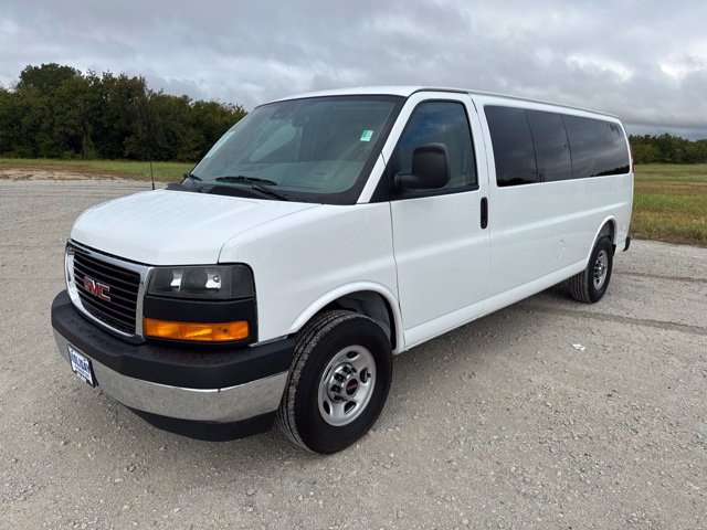 Used 2026 GMC Savana 3500 LT w/ LT Preferred Equipment Group RWD image 1