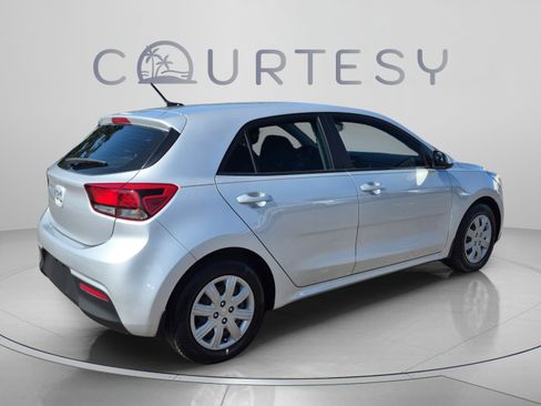 Used 2022 Kia Rio S FWD image 5