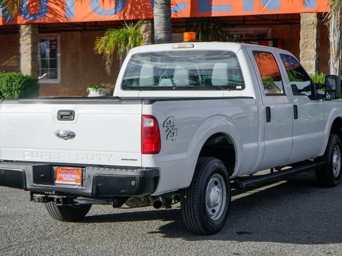 Used 2015 Ford F250 XL w/ Camper Package image 8