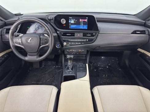 Used 2022 Lexus ES 300h w/ Premium Package image 12