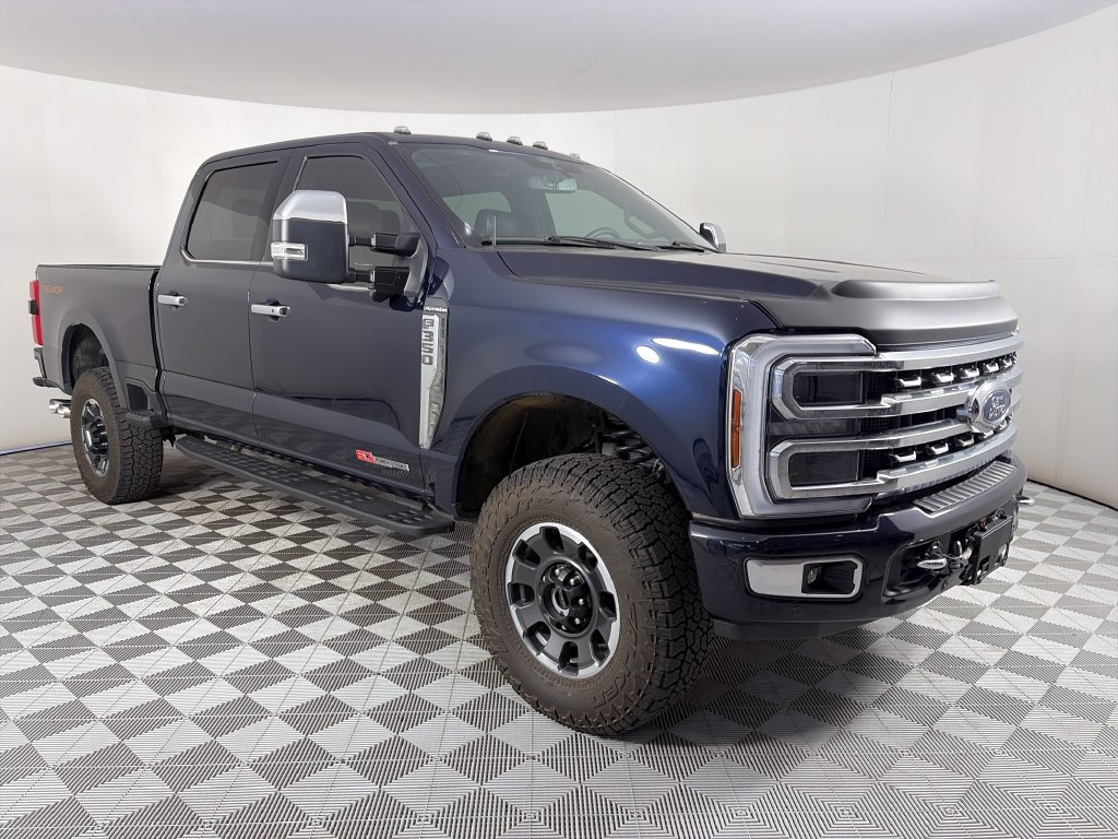 Used 2024 Ford F350 Platinum w/ Tremor Off-Road Package AWD/4WD image 1