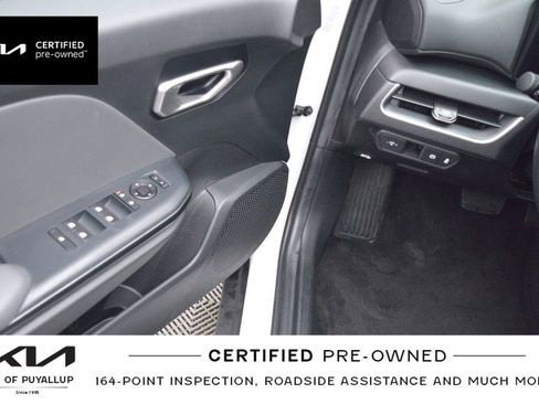 Certified 2025 Kia K4 LXS image 28