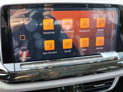 New 2025 Volkswagen Atlas Peak Edition SE image 29