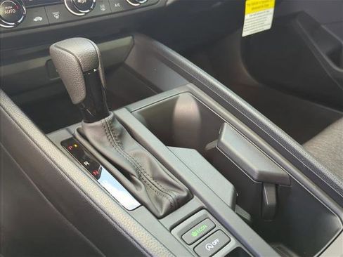 Used 2025 Honda Accord LX image 11