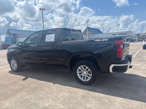 Used 2023 Chevrolet Silverado 1500 LT AWD/4WD image 16