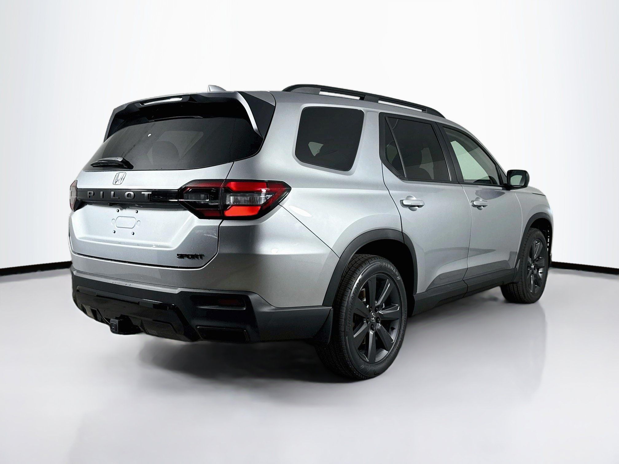 New 2026 Honda Pilot Sport image 32