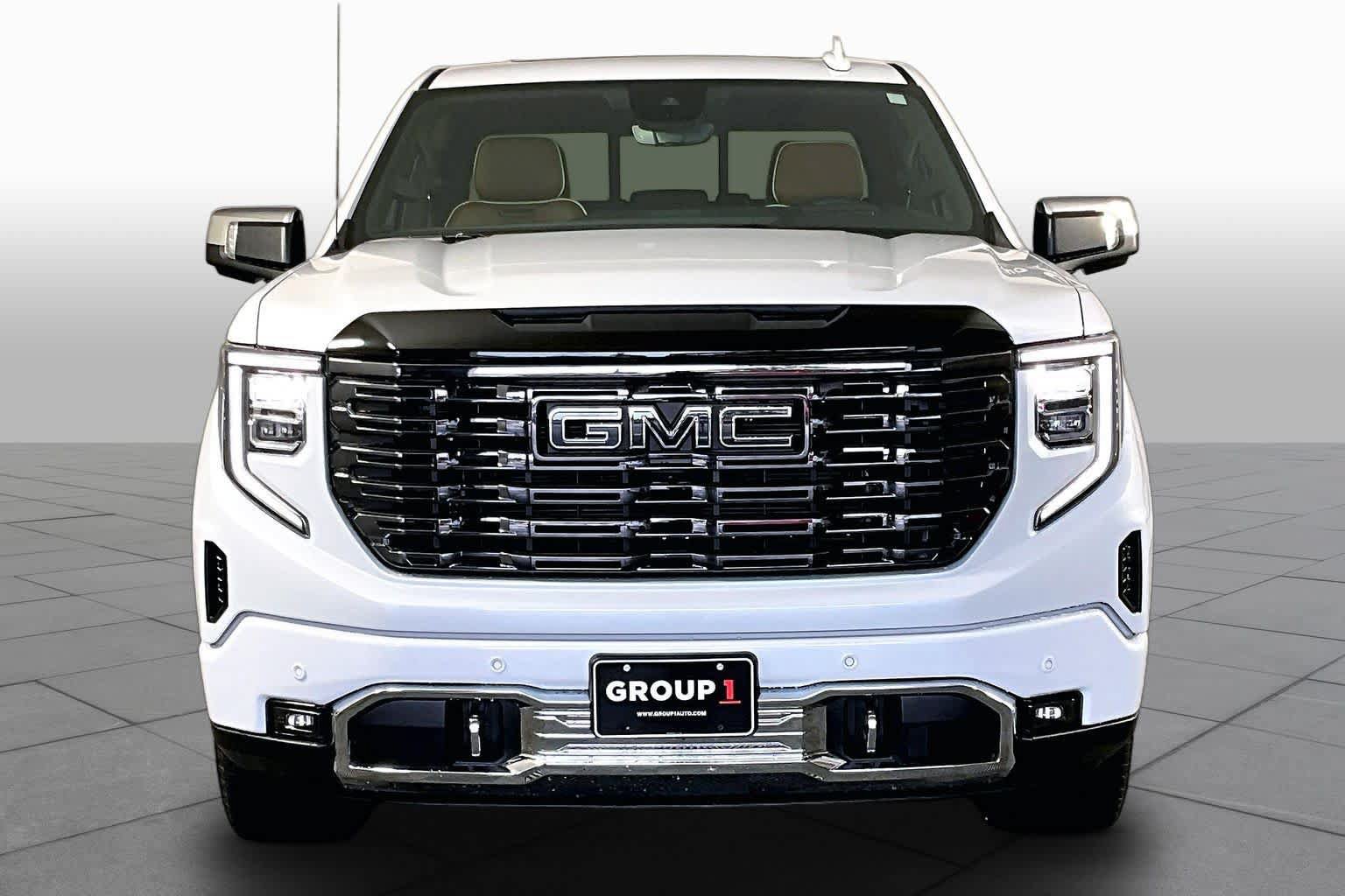 Used 2026 GMC Sierra 1500 Denali Ultimate AWD/4WD image 4