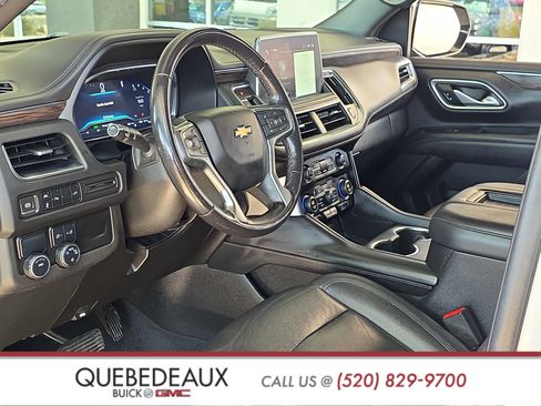 Used 2022 Chevrolet Suburban LT RWD image 9