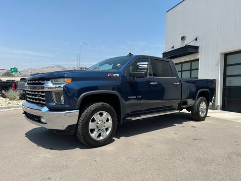 Used 2020 Chevrolet Silverado 3500 LTZ w/ LTZ Premium Package AWD/4WD image 2
