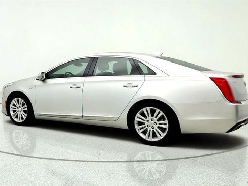Used 2019 Cadillac XTS Luxury w/ Driver Awareness Package FWD image 7