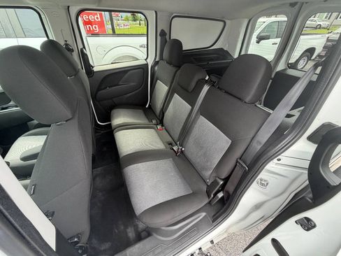 Used 2018 RAM ProMaster City SLT FWD image 19
