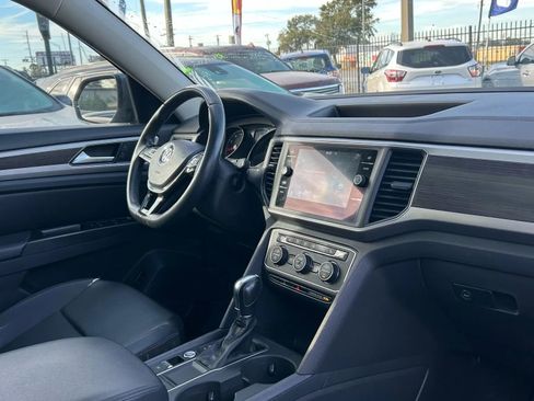 Used 2019 Volkswagen Atlas SE w/ Panoramic Sunroof Package image 15