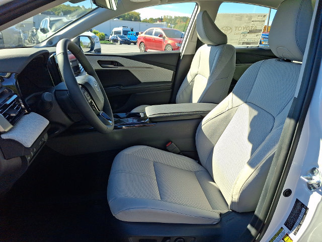 New 2026 Toyota Camry XLE w/ Premium Package FWD image 7