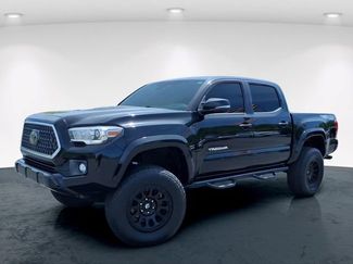 Used 2018 Toyota Tacoma TRD Sport AWD/4WD video 2