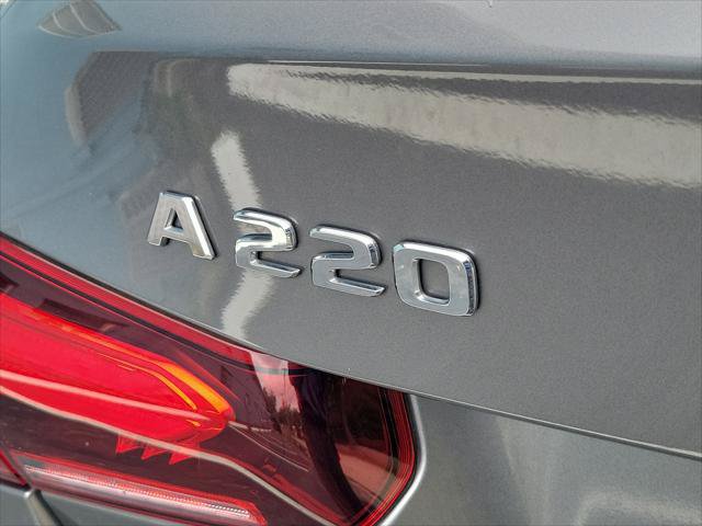 Used 2019 Mercedes-Benz A 220 4MATIC w/ Premium Package image 7