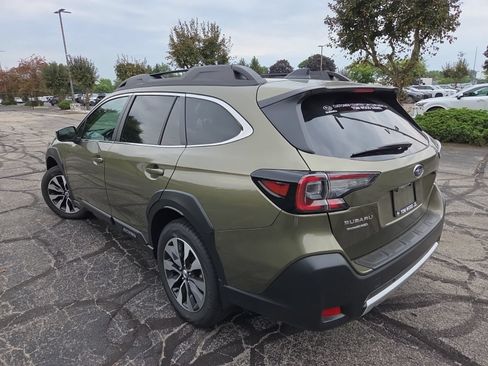 Certified 2025 Subaru Outback Limited AWD/4WD image 9