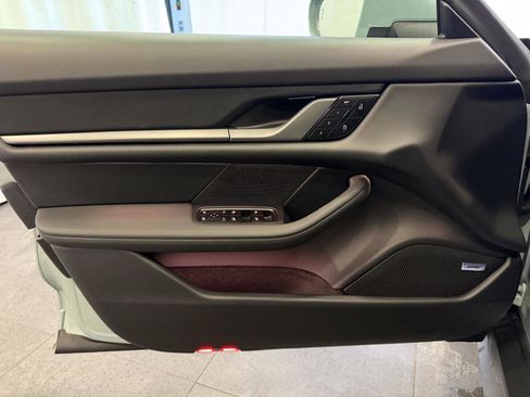 Certified 2025 Porsche Taycan image 15