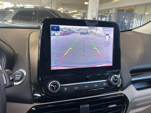 Used 2021 Ford EcoSport Titanium image 13