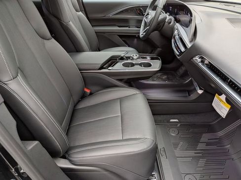 New 2026 Cadillac Lyriq Luxury image 26