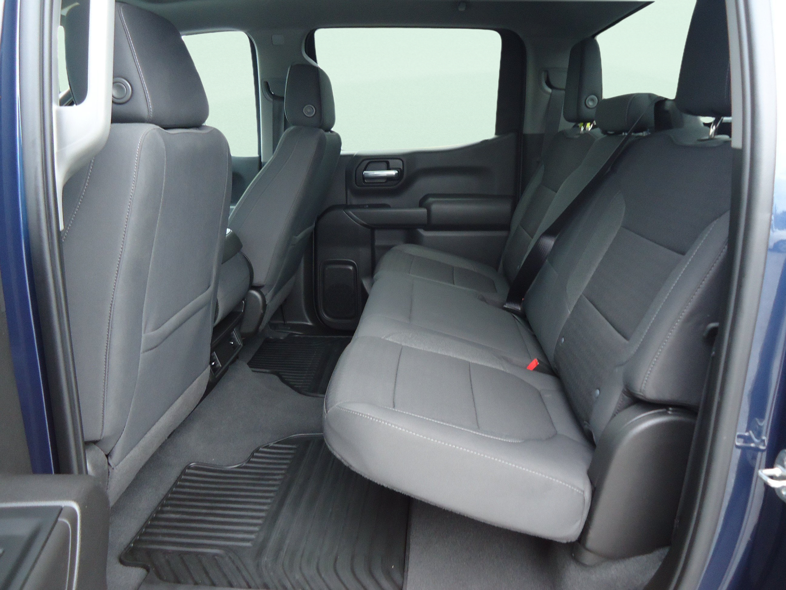 Used 2022 Chevrolet Silverado 1500 Custom AWD/4WD image 27