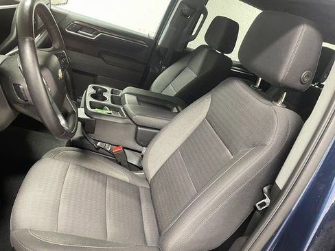 Used 2022 Chevrolet Silverado 1500 LT AWD/4WD image 12