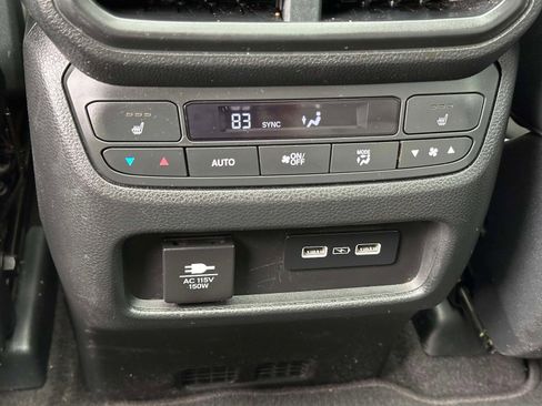 Used 2023 Honda Pilot Elite image 14