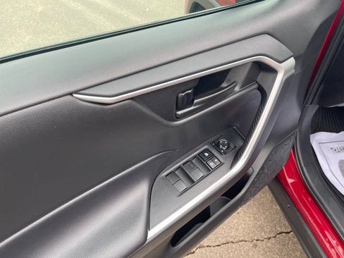 Used 2024 Toyota RAV4 LE image 20