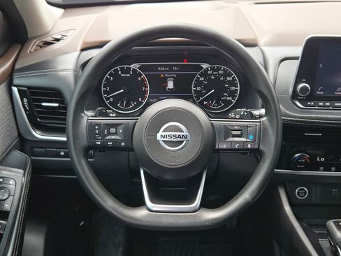Used 2021 Nissan Rogue SV FWD image 19