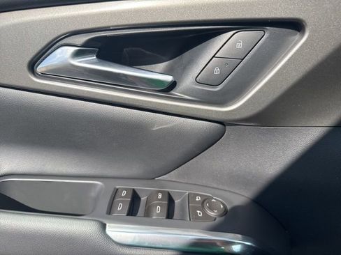 New 2026 Chevrolet Traverse LT w/ Driver Confidence Package image 29