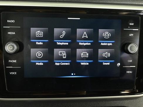 Certified 2022 Volkswagen Atlas Cross Sport SEL Premium R-Line image 28