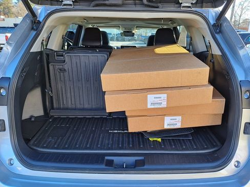 Used 2022 Toyota Highlander XLE image 38