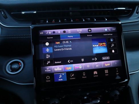 New 2025 Jeep Grand Cherokee Limited w/ Black Appearance Package image 5