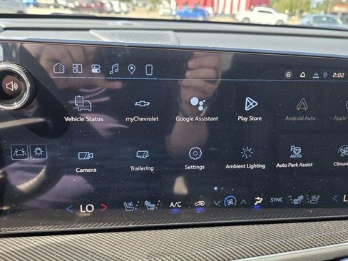 New 2026 Chevrolet Traverse High Country w/ LPO, Floor Liner Package FWD image 23