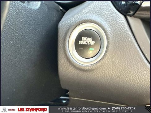 Used 2019 Buick Envision Essence AWD/4WD image 29