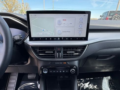 Used 2024 Ford Escape Platinum w/ Premium Technology Package image 27