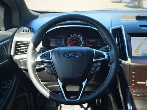 Used 2020 Ford Edge ST w/ Cold Weather Package AWD/4WD image 14