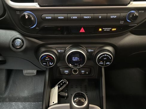 New 2026 Hyundai Venue SEL image 21